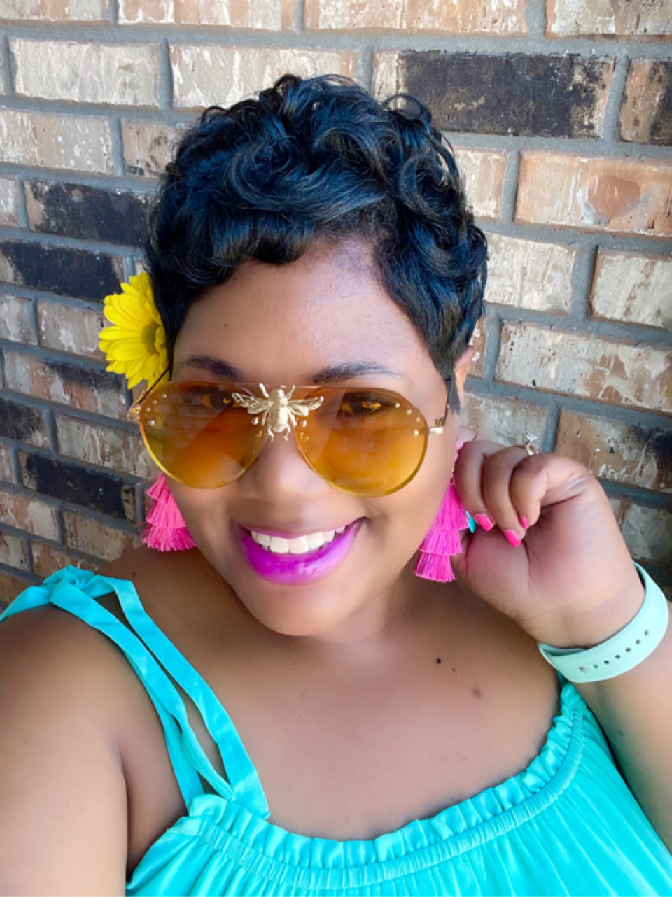 Queen B Aviator Sunglasses