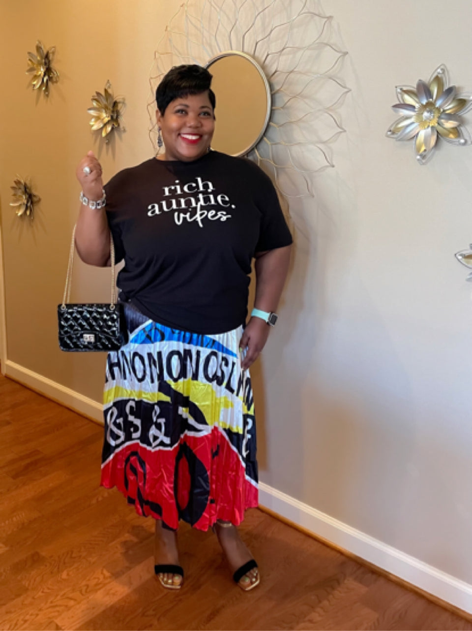 Rich Auntie Vibes T-shirt - Black